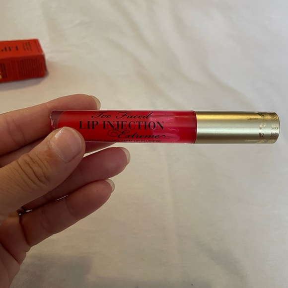 Sephora two-faced lip injection extreme unused - Picture 4 of 4